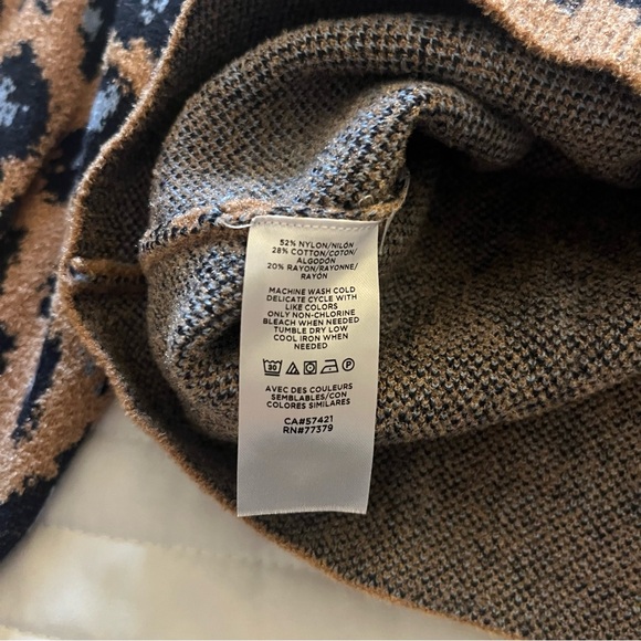 Ann Taylor Crewneck Leopard Print Sweater - Brown and Blue - Size S - Picture 5 of 7